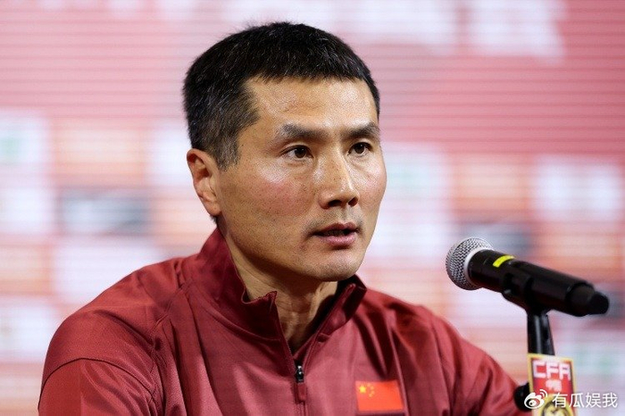 国足集结!国脚放弃休假,提前归队,归化却缺席,前往迪拜会合|邵佳一|中国男足|国际足联|塞尔吉尼奥|集训_新浪体育_新浪新闻