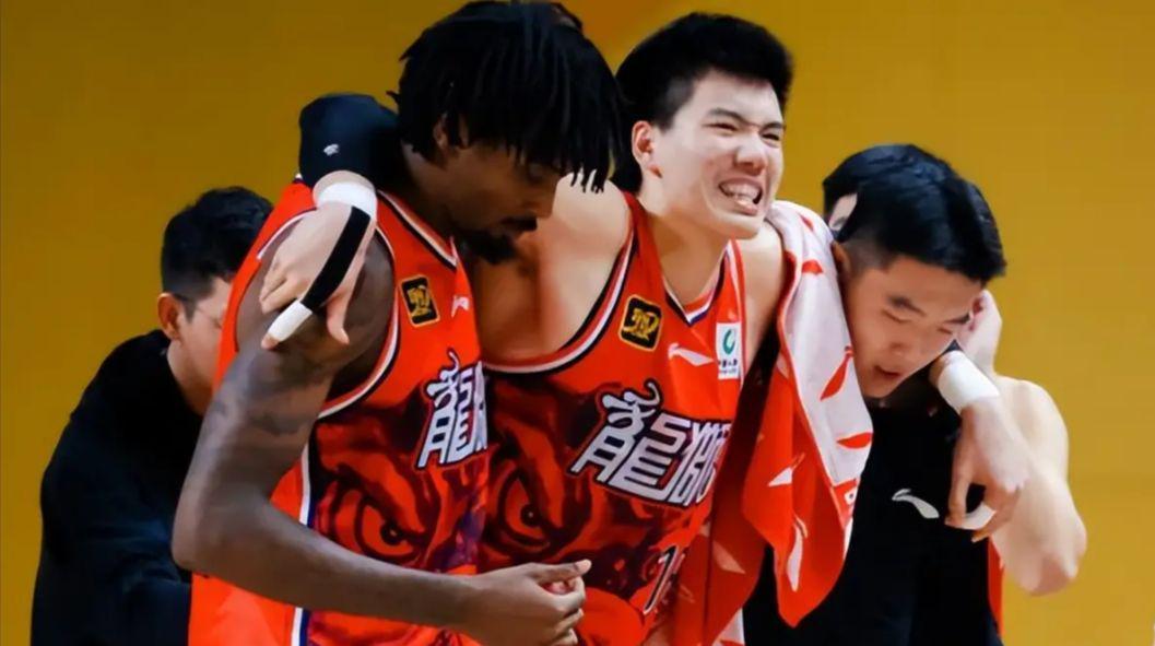 徐昕换张镇麟只为抬价？广东重点目标在此人，与上海争夺国手内线